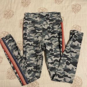 Spiritual Gangster Camo High Waist Leggings- Sz M